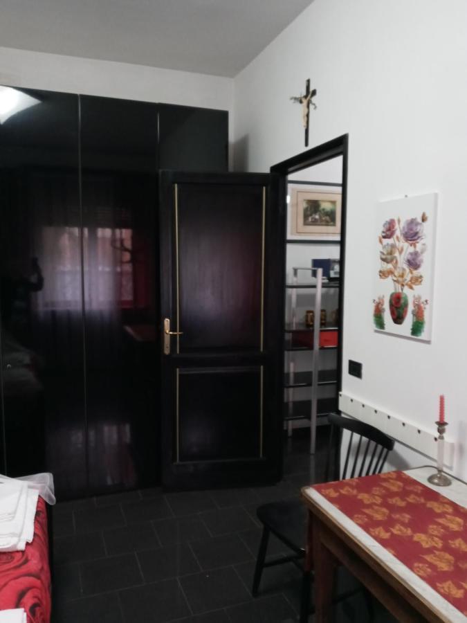 Casa Guen Parma Apartment Bagian luar foto