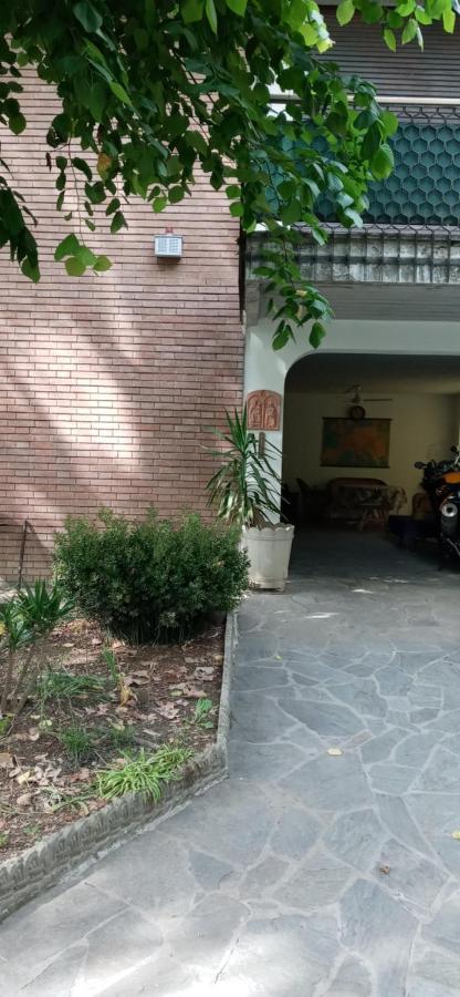 Casa Guen Parma Apartment Bagian luar foto
