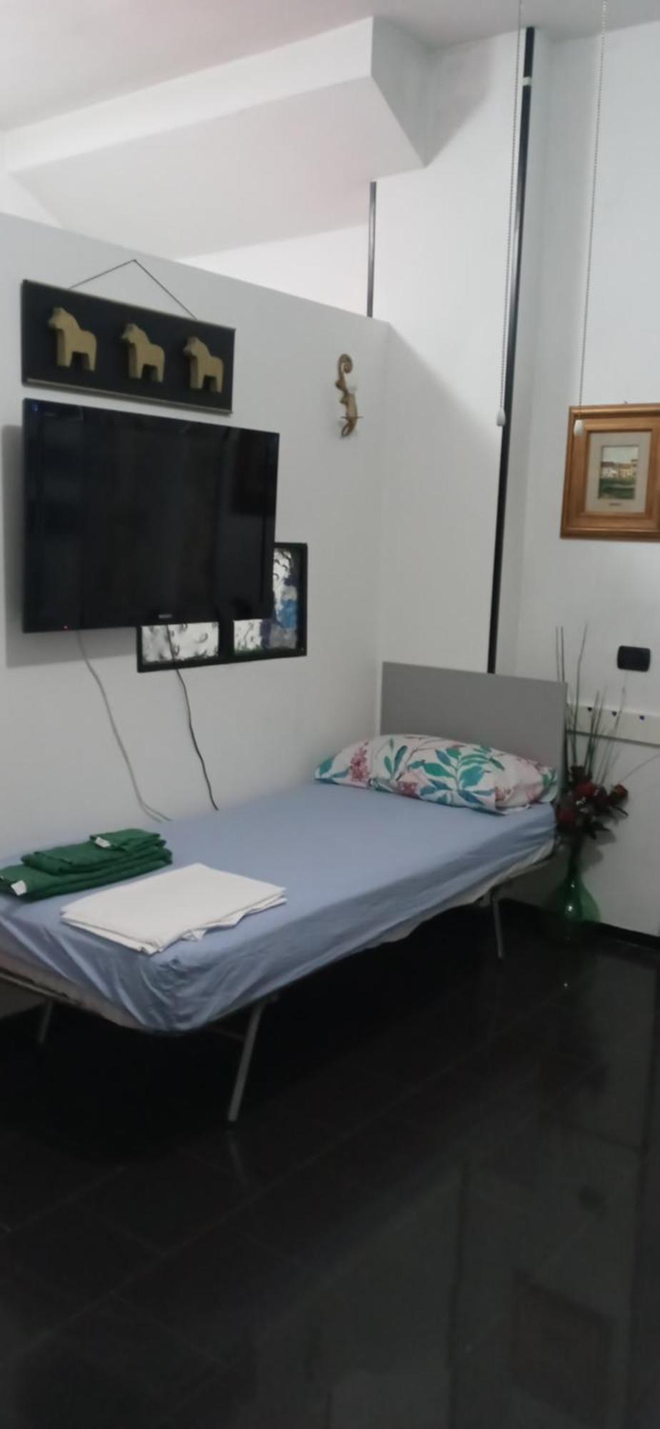 Casa Guen Parma Apartment Bagian luar foto